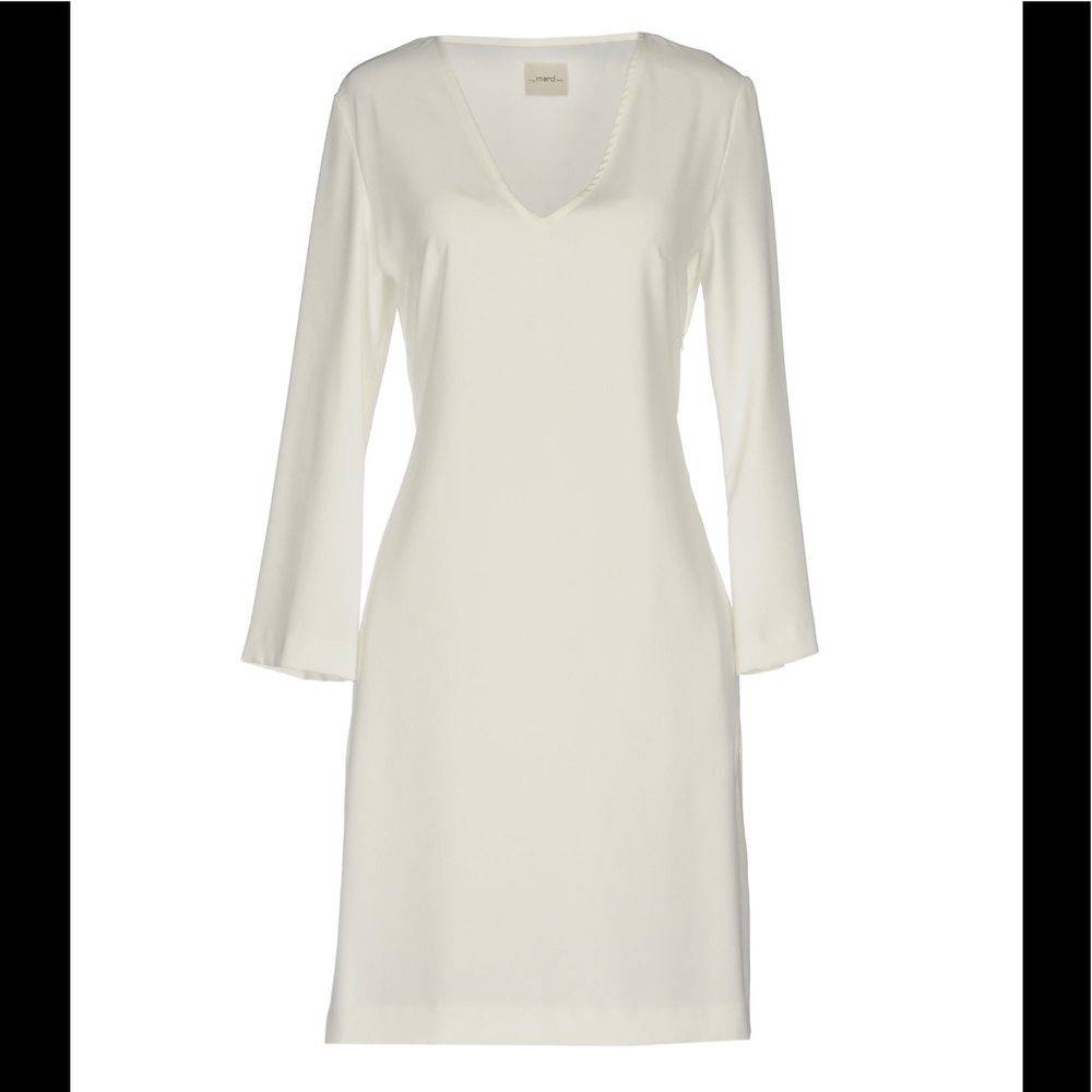 💋❤️Merci winter white dress. Size Small NWT ❤️💋